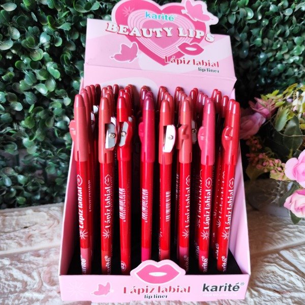 Delineador de labios con sacapuntas