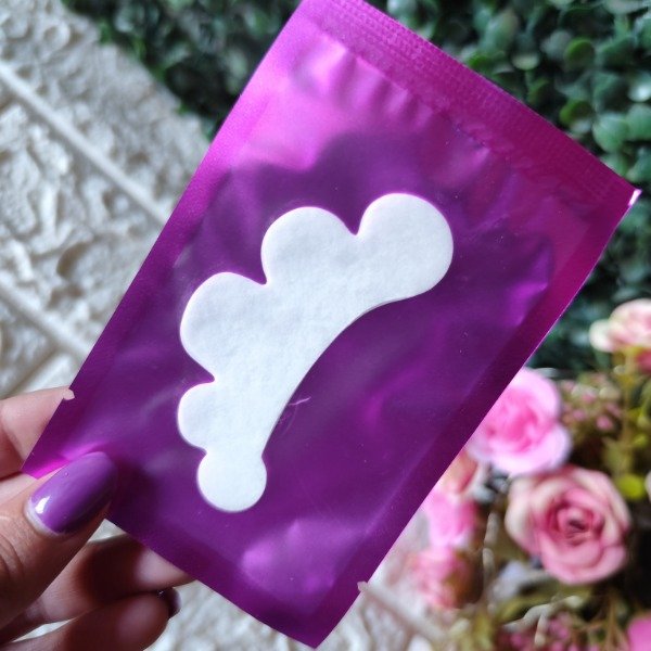 PAR DE PARCHES DE GEL PARA PESTAÑAS FLOR LILA