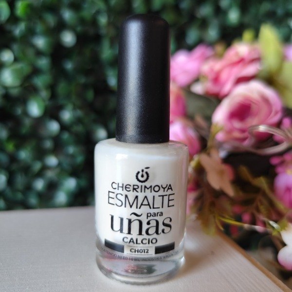 ESMALTE PARA UÑAS CON CALCIO