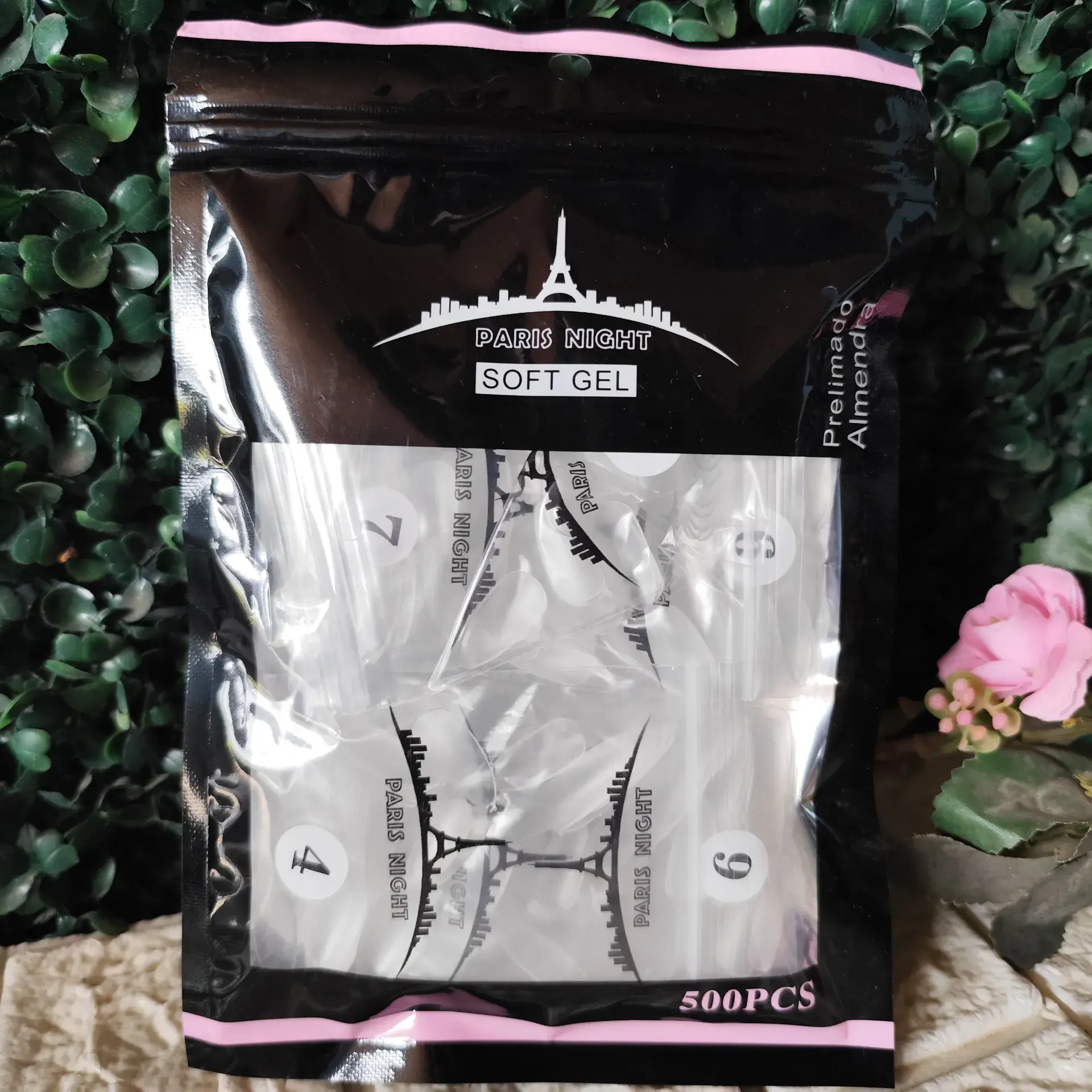 TIPS DE UÑAS EN BOLSA X504 - ALMENDRA - PARIS NIGHT